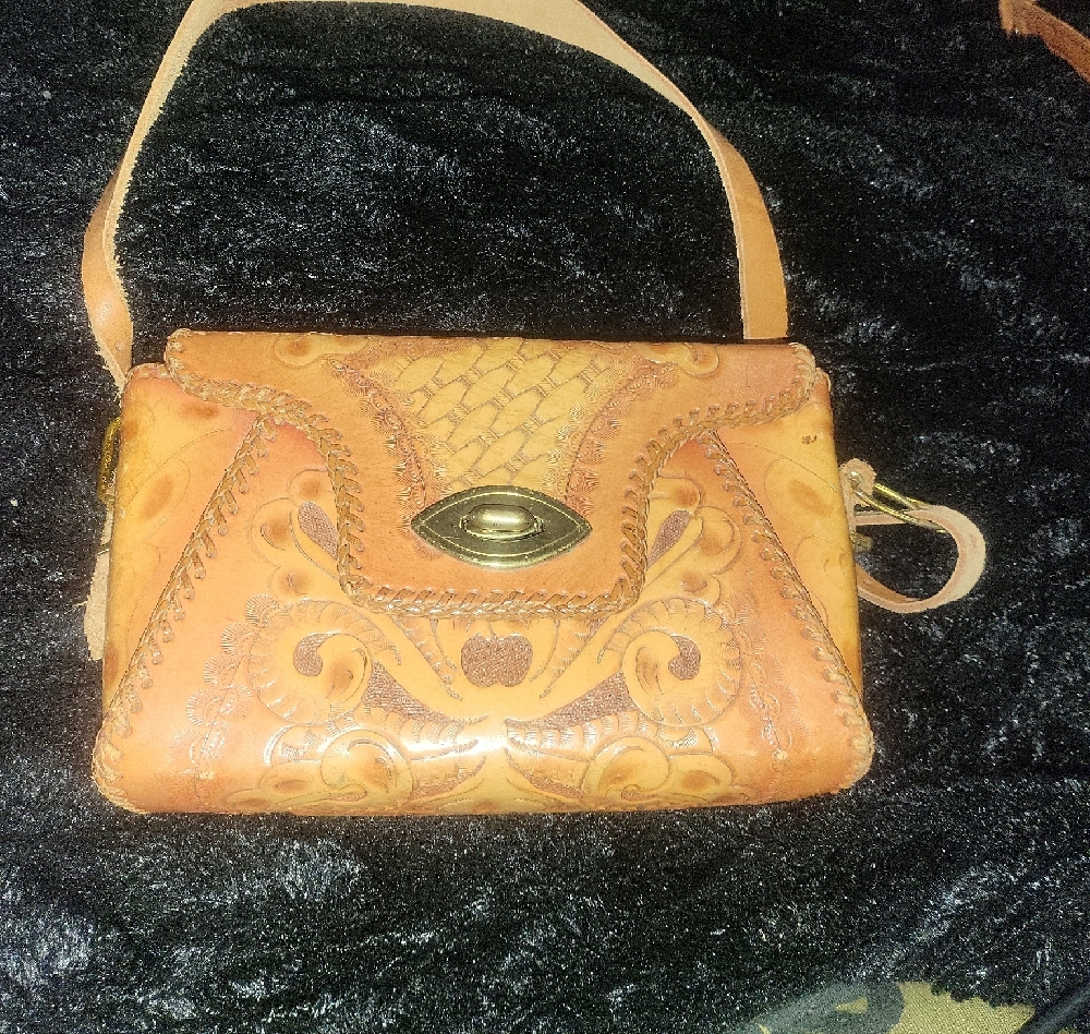 Vintage Leather Crossbody Bag